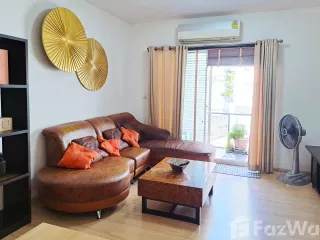 For sale 2 bed condo in Huai Khwang, Bangkok