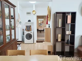 For sale 2 bed condo in Huai Khwang, Bangkok