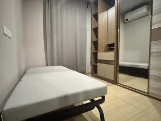 For sale 2 bed condo in Phra Khanong, Bangkok