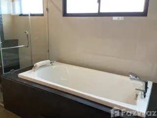 For rent 6 Beds house in Don Mueang, Bangkok