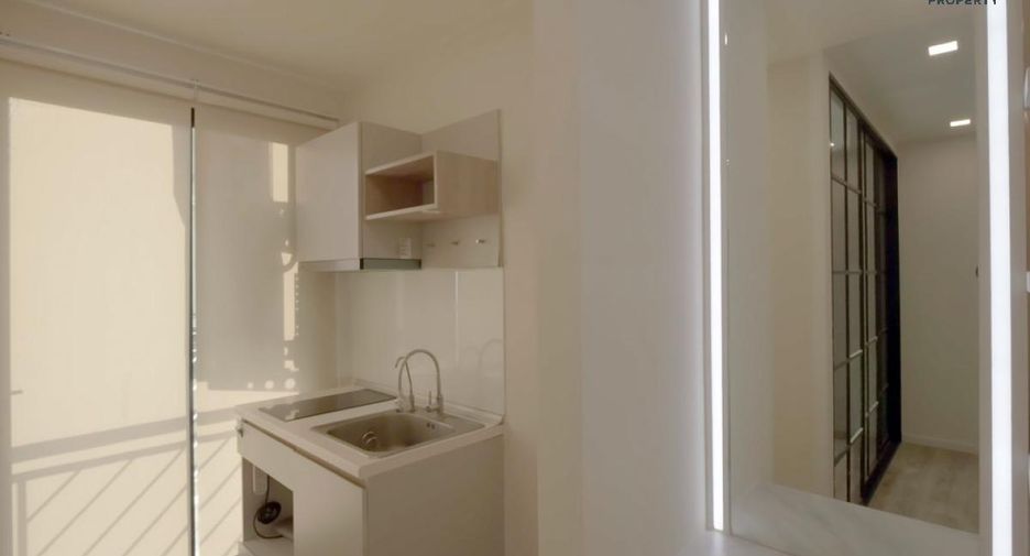 For sale 1 bed condo in Huai Khwang, Bangkok