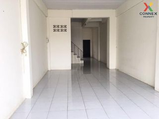 For sale 2 Beds retail Space in Phunphin, Surat Thani