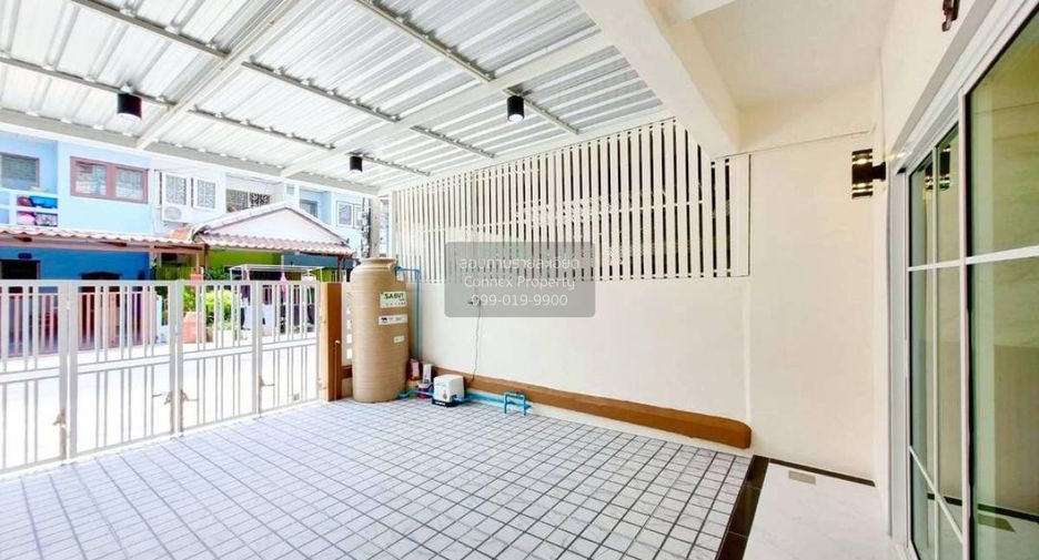 À vendre 2 chambres maison de ville à Bang Bua Thong, Nonthaburi