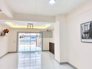 Casa adosada en venta de 2 habitaciones en Bang Bua Thong, Nonthaburi