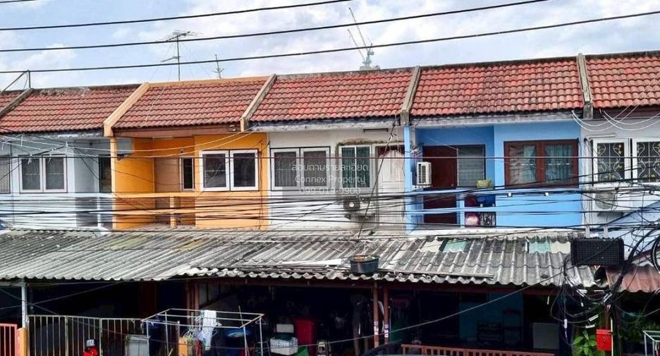 À vendre 2 chambres maison de ville à Bang Bua Thong, Nonthaburi
