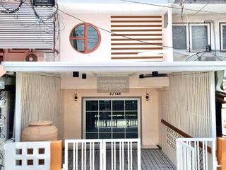 Casa adosada en venta de 2 habitaciones en Bang Bua Thong, Nonthaburi
