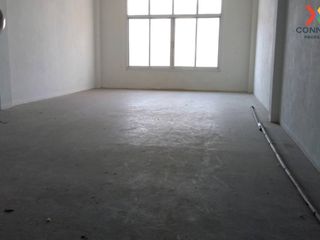 For sale 3 bed townhouse in Lam Luk Ka, Pathum Thani