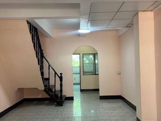 For sale 2 bed townhouse in Lam Luk Ka, Pathum Thani