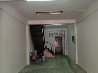For rent 5 bed retail Space in Sathon, Bangkok