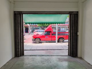 For rent 5 bed retail Space in Sathon, Bangkok
