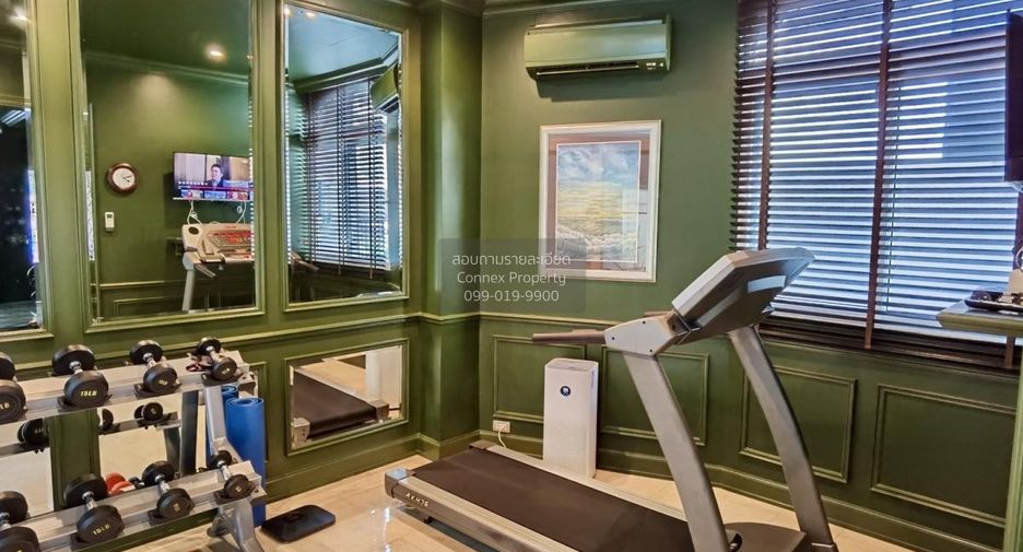 For rent 2 bedrooms apartment in Watthana, Bangkok