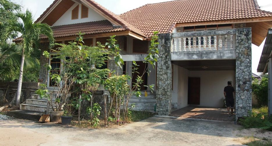 For sale 2 bed house in Si Racha, Chonburi