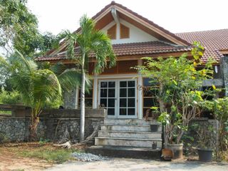 For sale 2 bed house in Si Racha, Chonburi