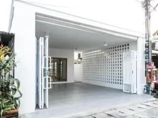 For rent 2 bed house in Mueang Chiang Mai, Chiang Mai