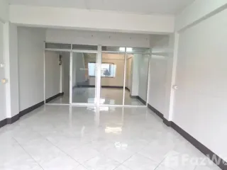 For sale 7 bed townhouse in Mueang Chiang Mai, Chiang Mai