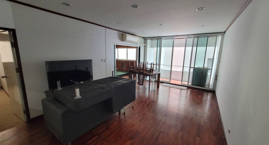 For rent 2 Beds condo in Khlong Toei, Bangkok