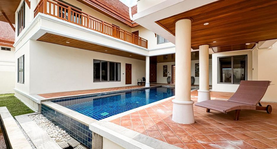 For sale 4 bedrooms villa in Bang Saray, Pattaya