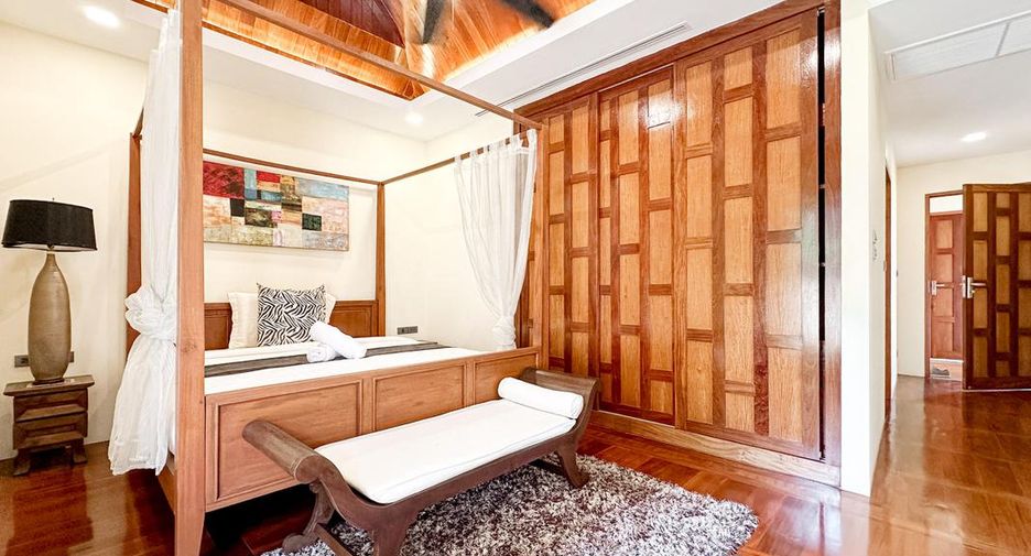 For sale 4 bedrooms villa in Bang Saray, Pattaya