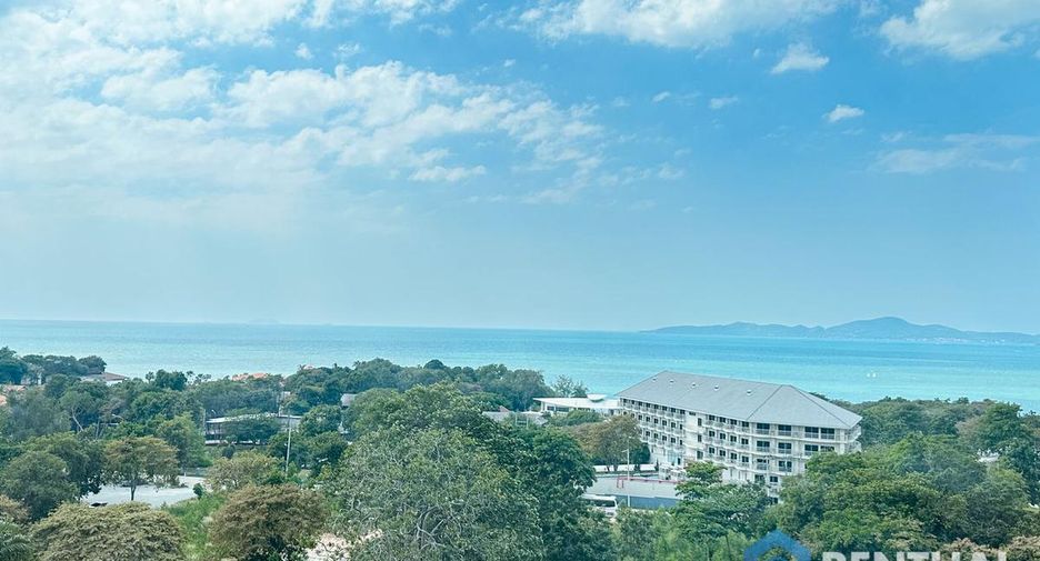 For sale 2 bedrooms condo in Pratumnak, Pattaya