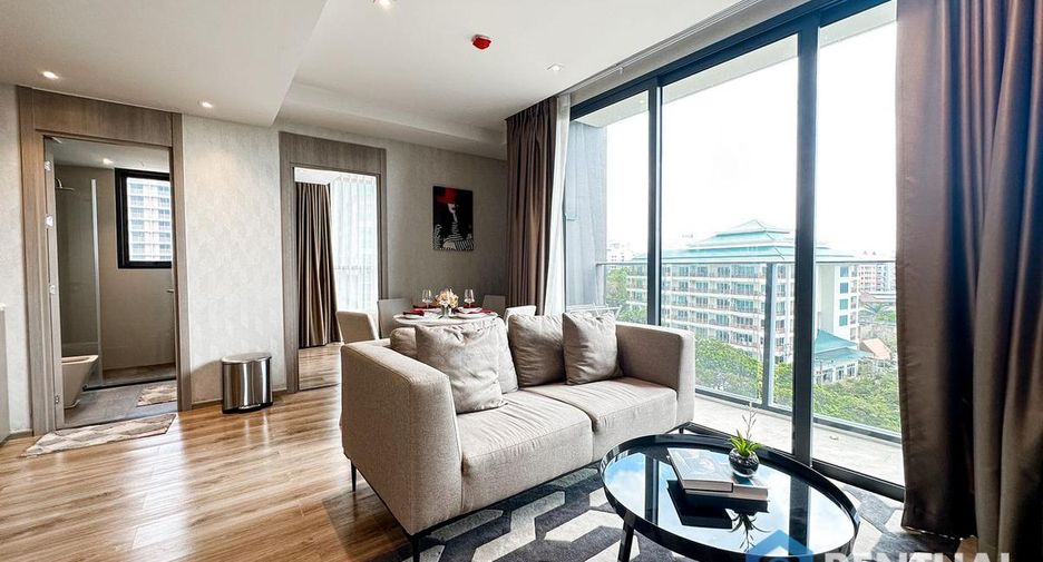 For sale 2 bedrooms condo in Pratumnak, Pattaya