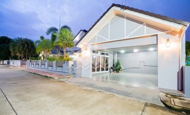 For sale and for rent 5 bed house in Bang Lamung, Chonburi