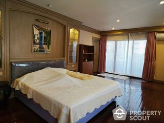 For rent 2 bed condo in Phaya Thai, Bangkok