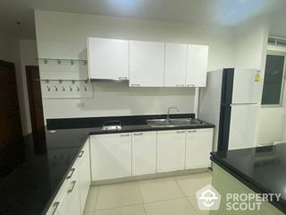 For rent and for sale 2 bed condo in Yan Nawa, Bangkok