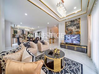 For sale 5 bed house in North Pattaya, Pattaya