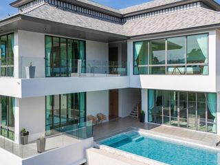 For rent 4 Beds house in Mueang Phuket, Phuket