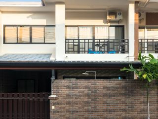 For sale 4 bed townhouse in Thalang, Phuket