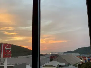 For sale 1 bed condo in Si Racha, Chonburi