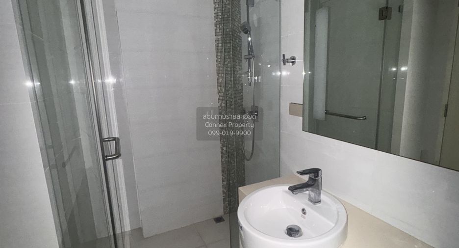 For rent 2 bedrooms condo in Sathon, Bangkok