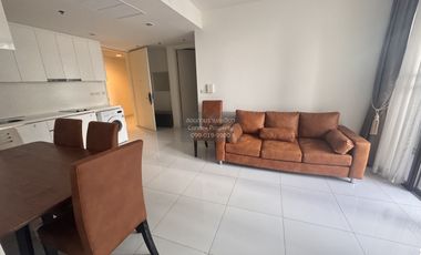 For rent 2 bedrooms condo in Sathon, Bangkok