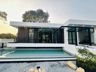 For sale 3 bed villa in Bang Lamung, Chonburi