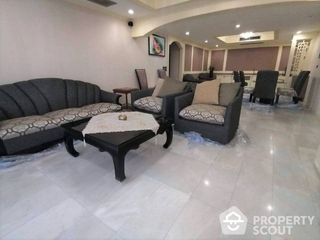 For rent and for sale 3 bed condo in Watthana, Bangkok