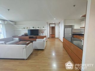 For rent 2 Beds condo in Phra Khanong, Bangkok