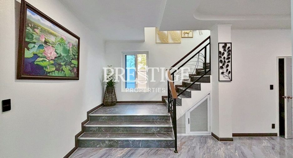 Casa en venta de 4 habitaciones en Bang Lamung, Chonburi