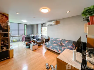 For sale 2 bed condo in Chom Thong, Bangkok
