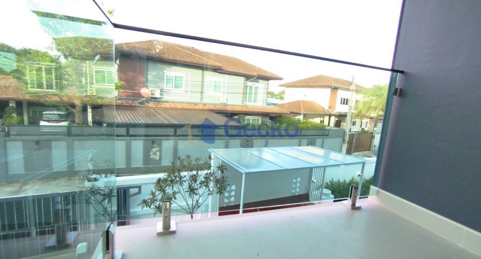 For sale 4 bed house in Bang Lamung, Chonburi
