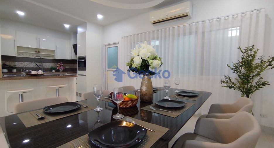 For sale 4 bed house in Bang Lamung, Chonburi