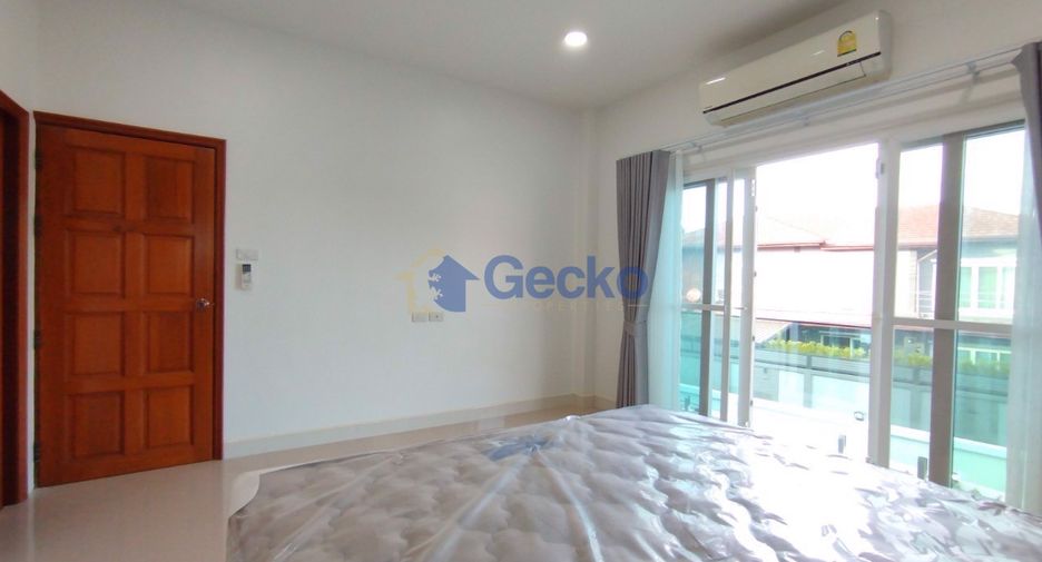 For sale 4 bed house in Bang Lamung, Chonburi