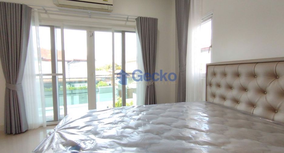 For sale 4 bed house in Bang Lamung, Chonburi