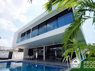 For sale 7 bed house in Bang Lamung, Chonburi