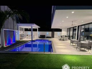 For sale 7 bed house in Bang Lamung, Chonburi