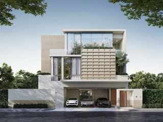 For sale 4 Beds house in Wang Thonglang, Bangkok