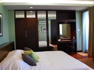 For sale 1 bed condo in Phra Khanong, Bangkok