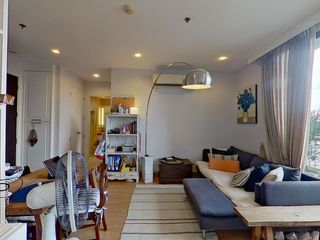 For sale 2 bed condo in Phra Khanong, Bangkok