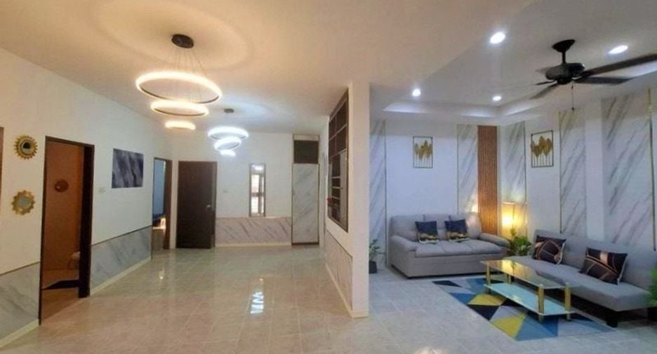 For sale 3 bed house in Bang Saray, Pattaya