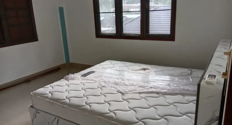 For rent 2 bed townhouse in Mueang Krabi, Krabi