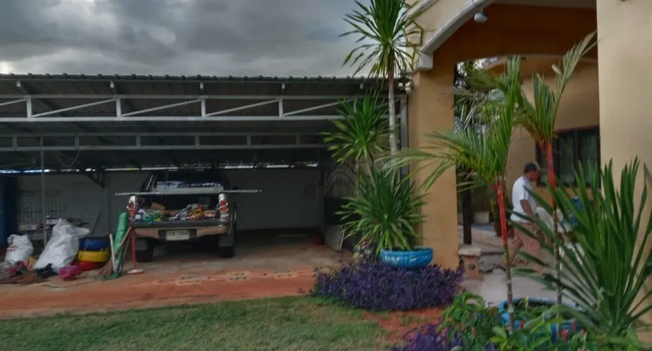 For rent 2 bed townhouse in Mueang Krabi, Krabi
